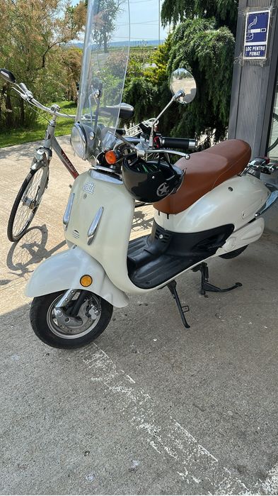 Triciclu electric si scuter electric