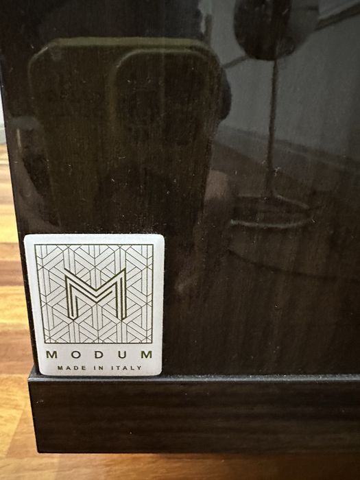 Итальянская мебель в гостиную компании Modum.