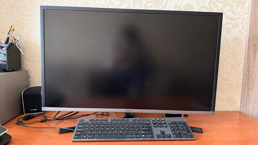 Монитор Samsung U32h850umi