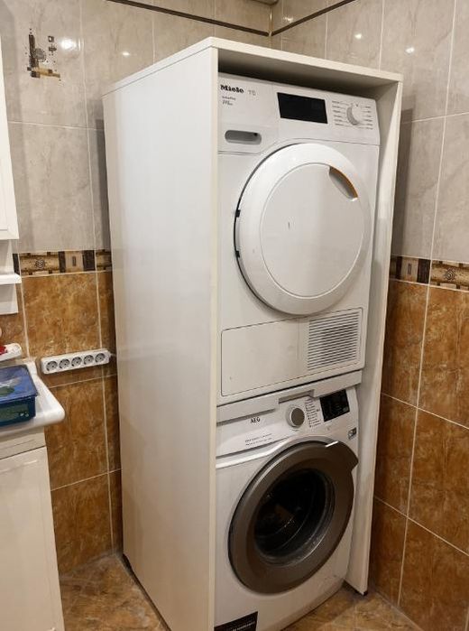 Дава се под наем Тристаен апартамент в Пловдив, Център - 100 кв.м за 525 € - Снимка #10