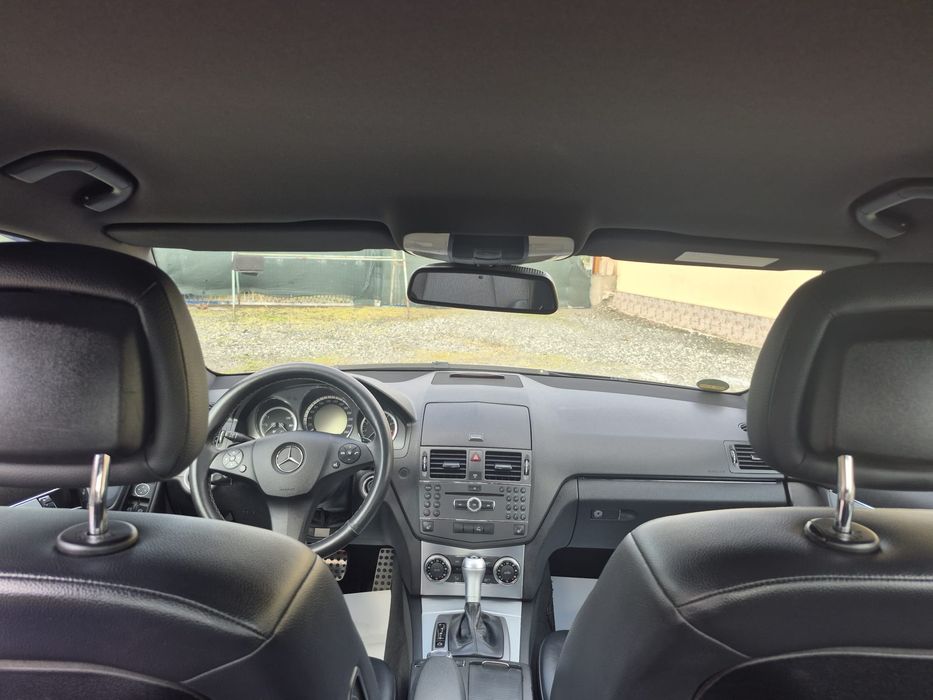Mercedes-Benz C-Class AMG W204 Aut. - 1.8i 184Cp E5 - Clima * Xenon * Semi-Piele * Pachet AMG de Fabrica * Cutie Automata!