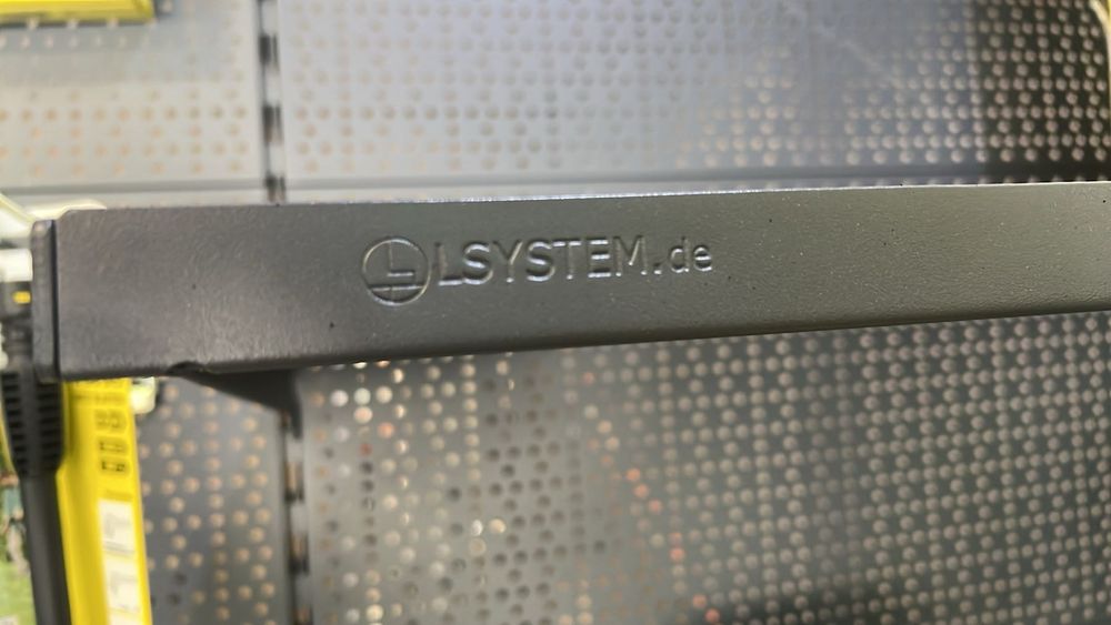 Стилажи за магазин