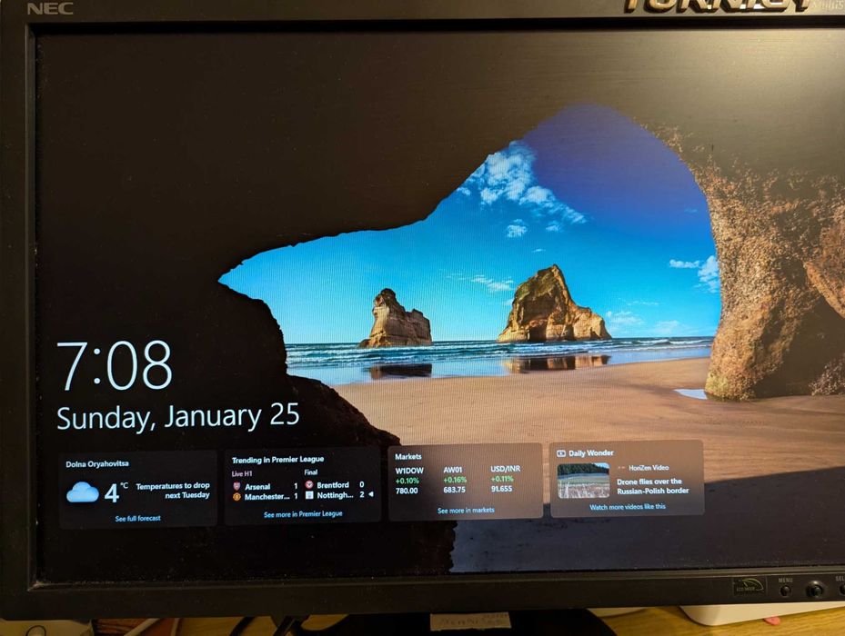 Компютър Asus P7P55 D Deluxe,i7 860,RAM 12 GB, GTX 560 Ti 2GB 256 bit