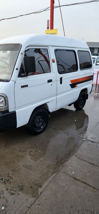 Damas srochna sotiladi