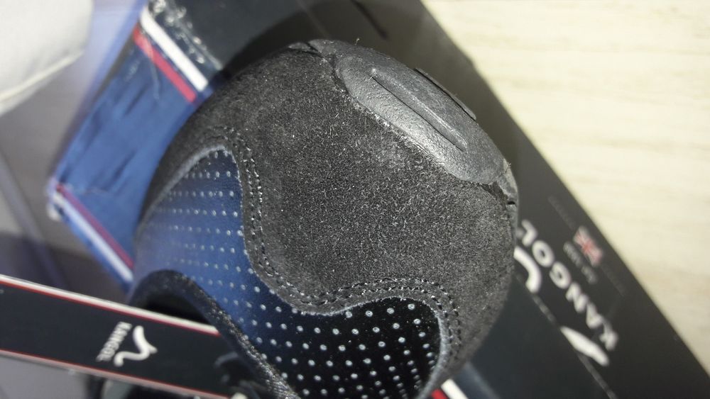 Обувки Kangol нови