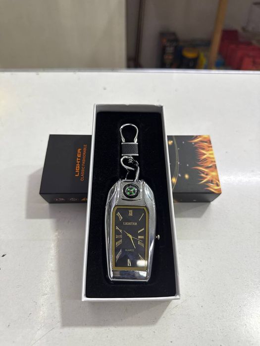 Зажигалка брелок часы,