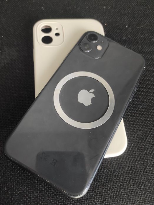 Продам 11 айфон в хорошем качестве