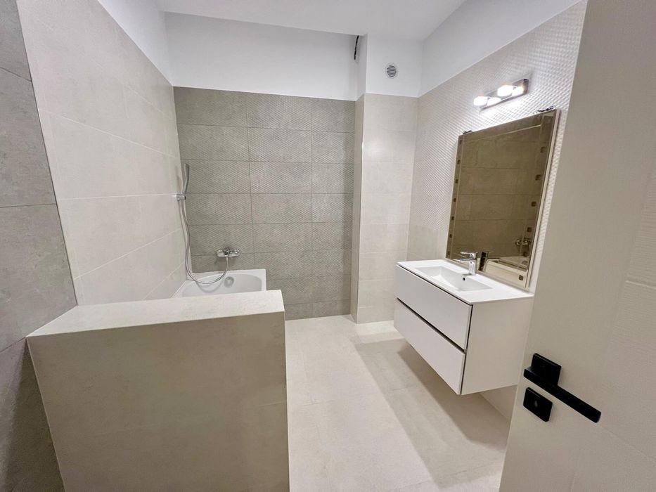 Inchiriez TERMEN LUNG apartament 2 camere complex Lake On