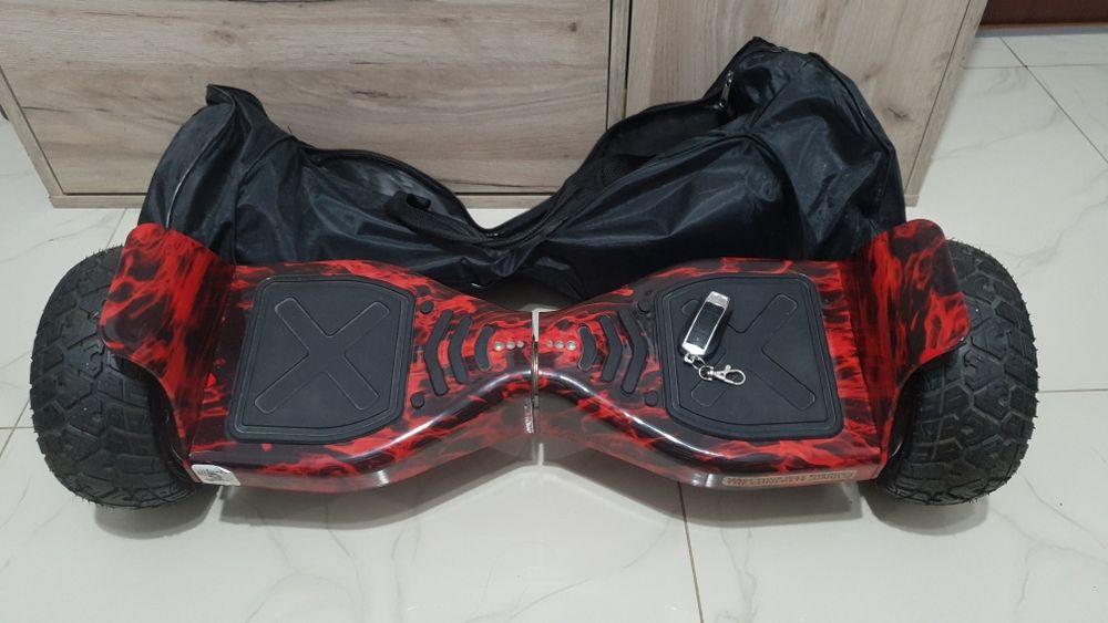 Hoverboard Hummer aproape nou