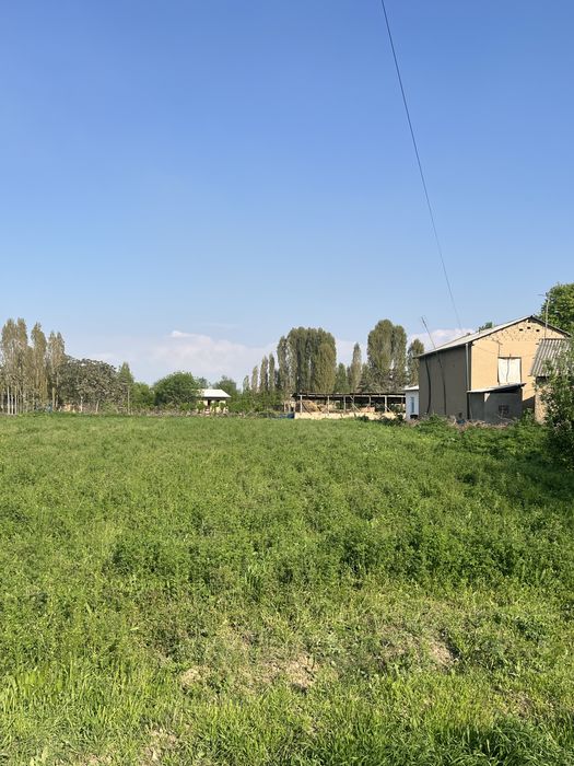 Yer sotiladi 10 sotix