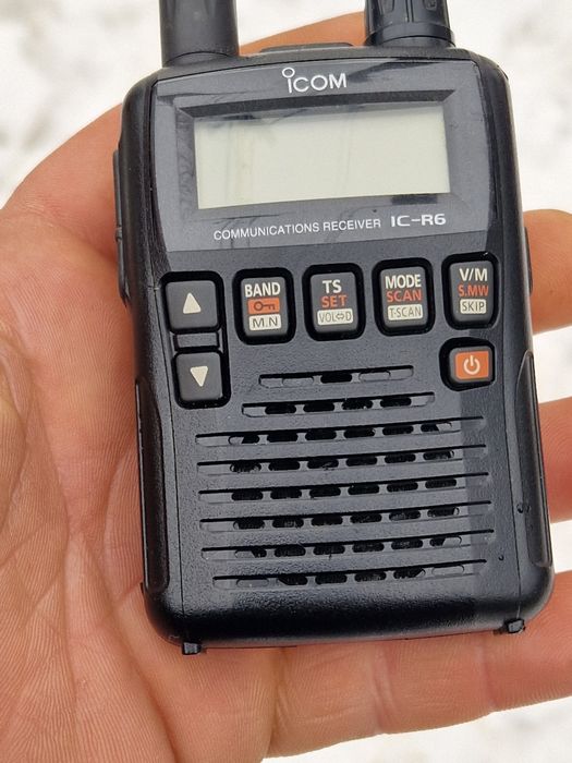 Scanner radio Icom IC-R6, stare buna