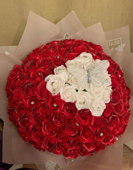 Buchete personalizate din trandafiri de sapun