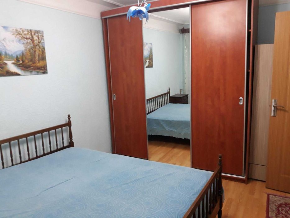 Închiriez apartament două camere