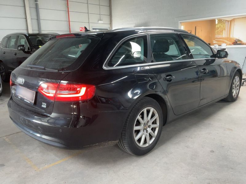 Audi A4 2.0 TDI ultra Attraction 2015