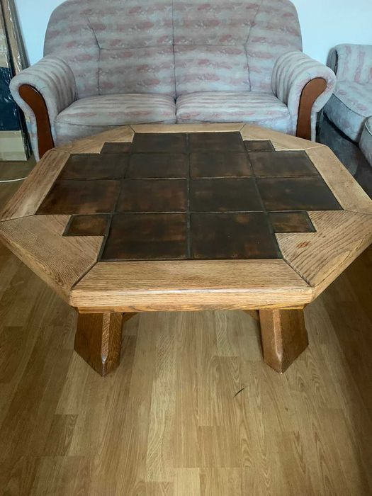 Masa masiva din lemn