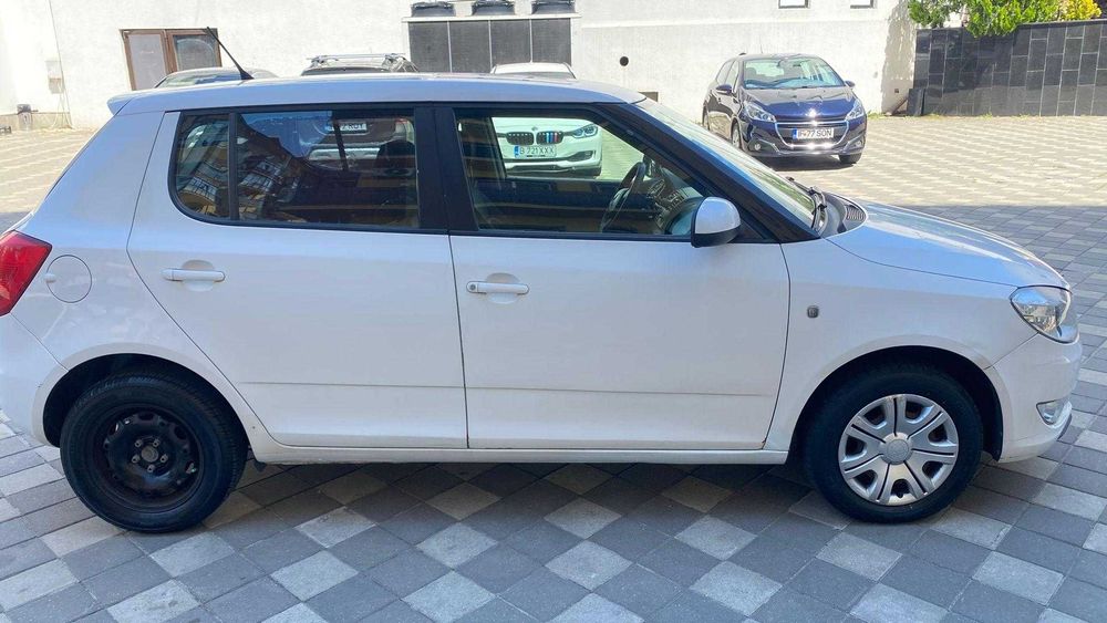 SKODA Fabia 2011 — imagine 3