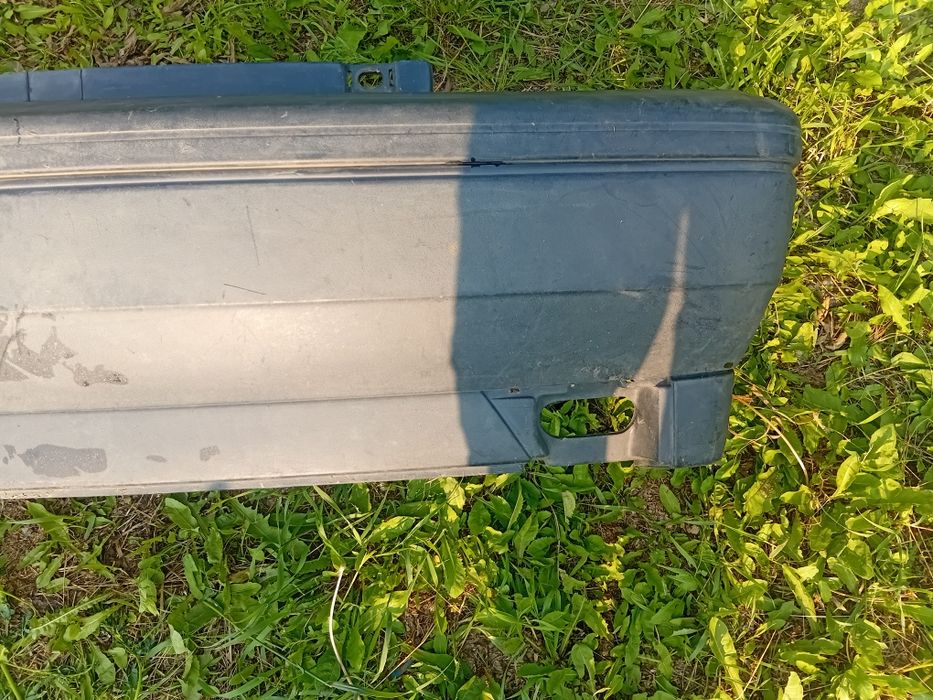 Продам задний бампер vw golf 3