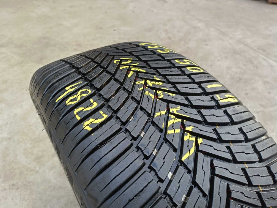 O anvelopa 255 50 19 bridgestone weather control A005 dot 4822