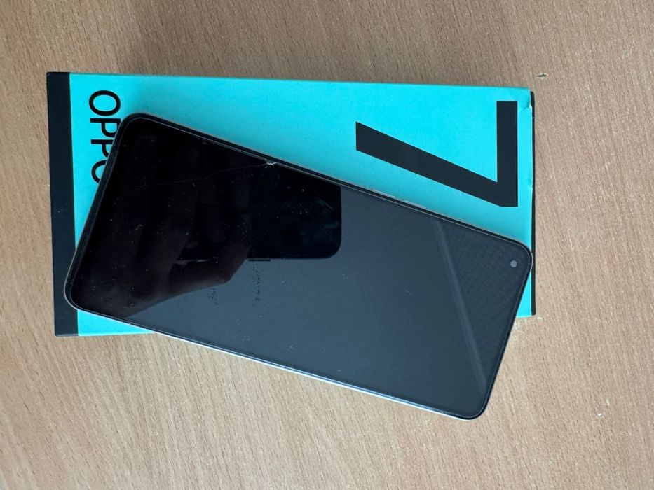 Продам OPPO Reno 7