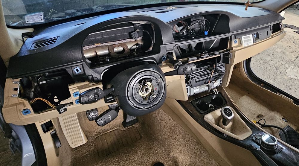 Табло за бмв е90 е91 е92 е93 bmw tablo бежов цвят