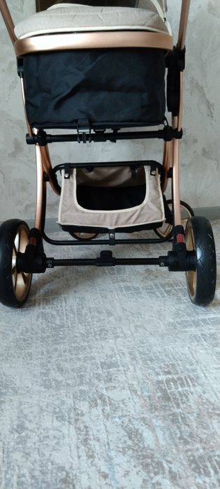 Новая детская коляска