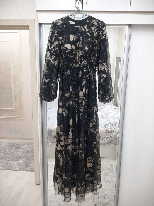 Вечернее платье.