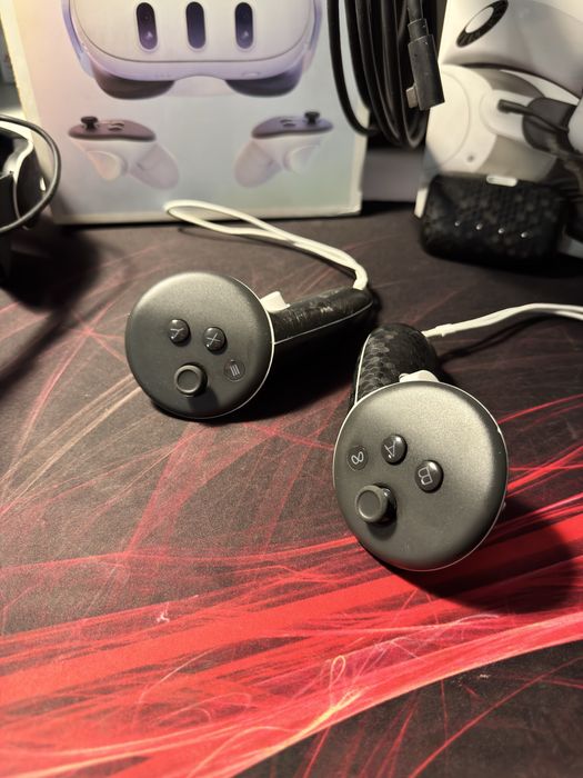 Продам VR гарнитуру Meta Quest 3 512 gb