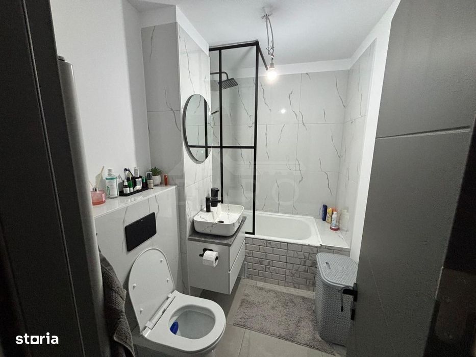 Apartament 3 camere complet renovat — fotografia 3