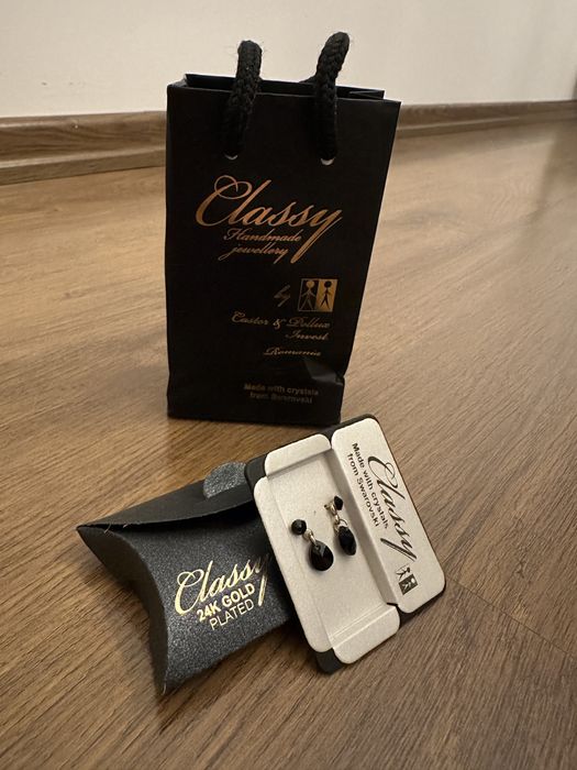 Cercer placati cu aur si pietre Swarovski