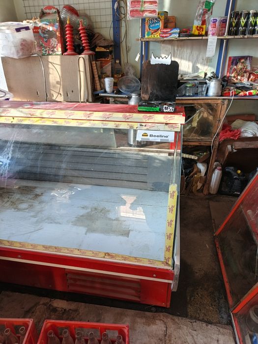 3 та холодильник сотилади