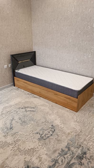 Kravat. Bir kishilik крават