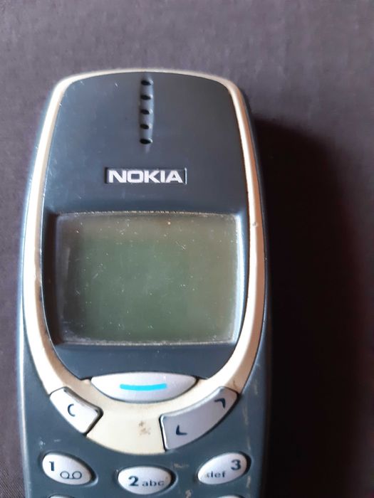 NOKIA 3310 мобилен телефон работещ, без батерия и зарядно у-во