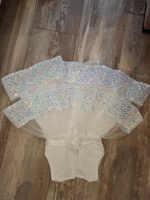 Детска рокля с пайети