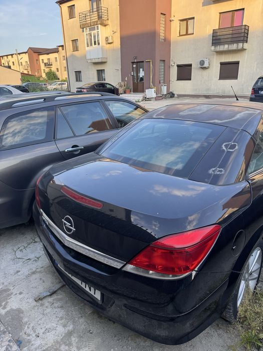 Vand Mazda 6 si Opel Astra Twin Top