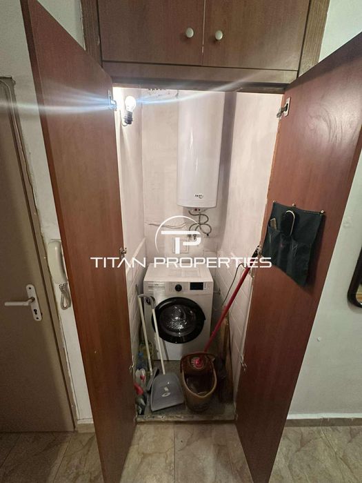 Двустаен апартамент, под наем, Център