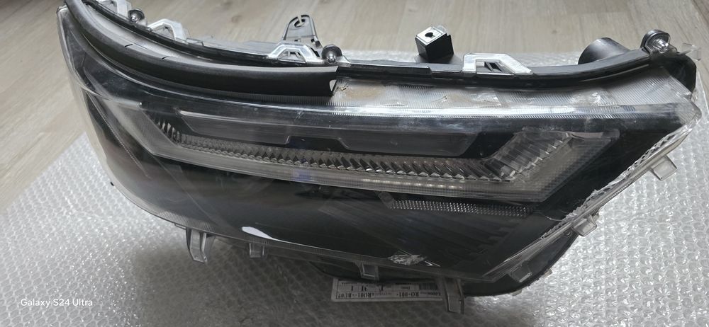 Far dreapta toyota rav4 hybrid 2025-2026