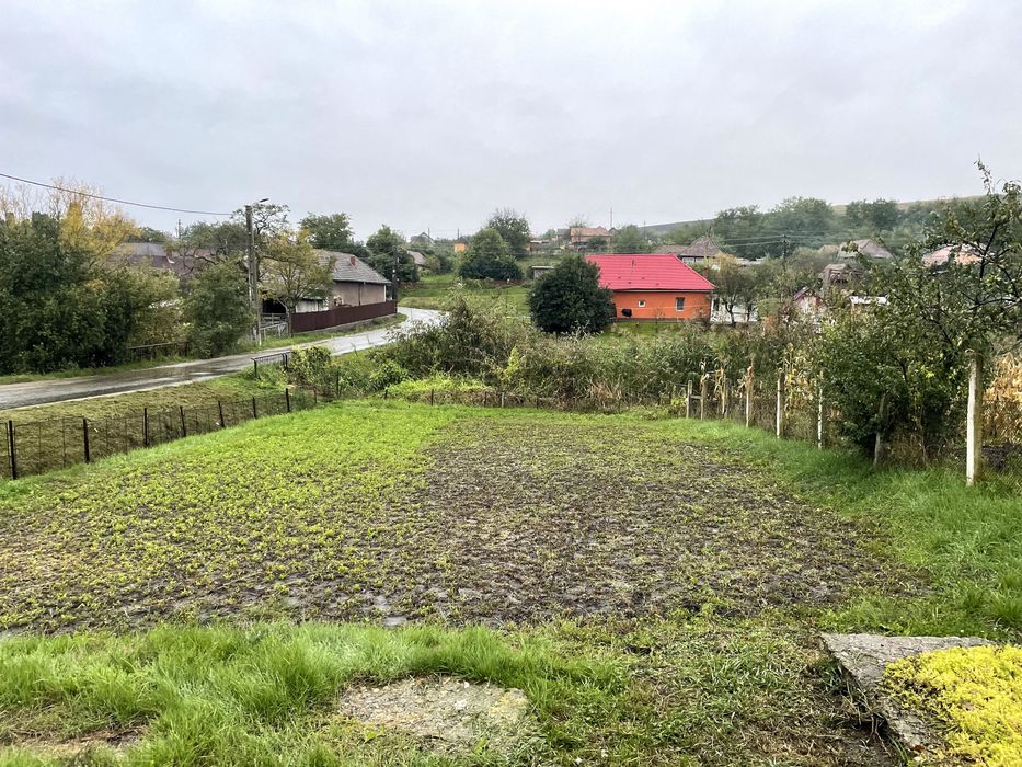 Casă 3 cam, centrală, garaj si pivniță – Balda, Mureș - Teren: 674 mp