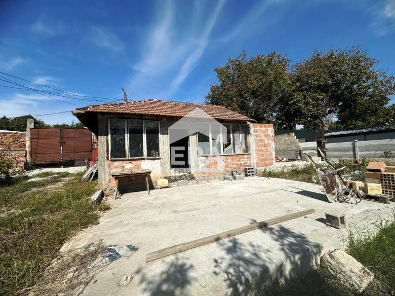 Продава се Къща в с. Червена вода, Област Русе - 105 кв.м за 472 €/кв.м - Снимка #11