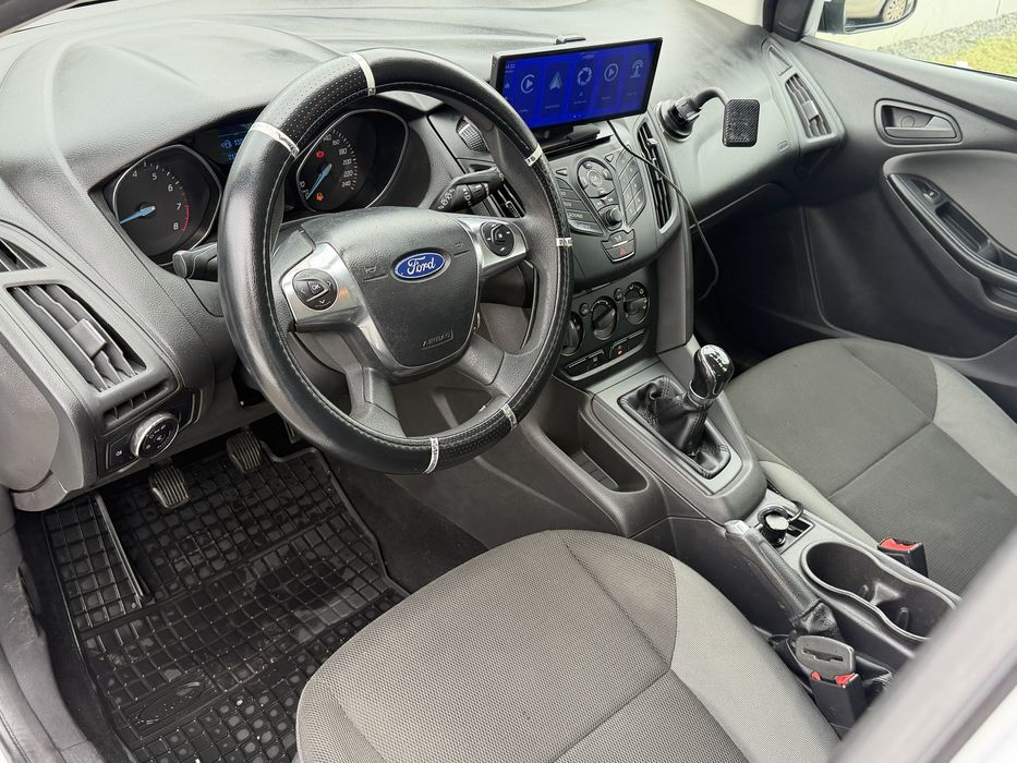 Ford Focus 2014 Navigatie Car play Euro 5 •Variante