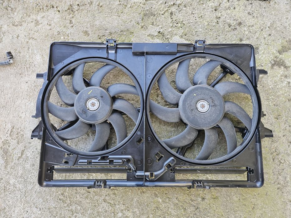 Ventilatoare 8K0121207A , originale Audi A4 ,A5 , B8 , B8,5 2010-2016