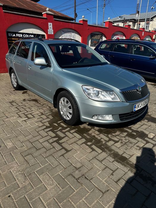 Vând Skoda Octavia