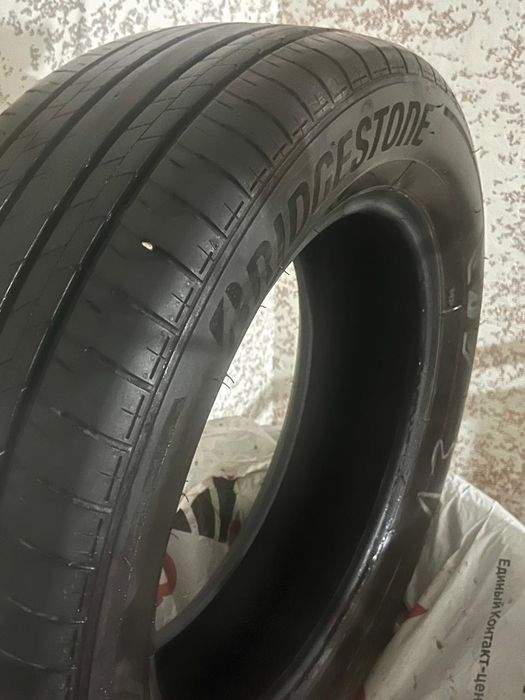Автошины Bridgestone Alenza  225/60 R18