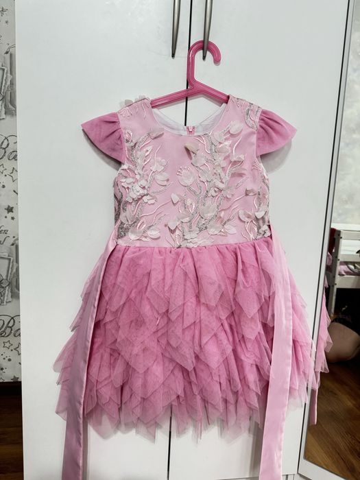 Продам детское платье