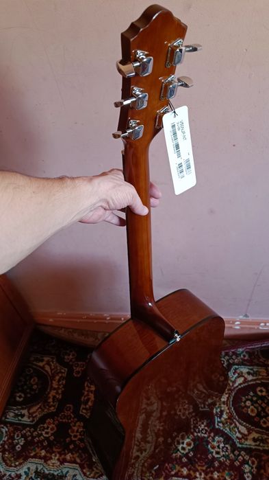 Срочно! Гитара IBANEZ