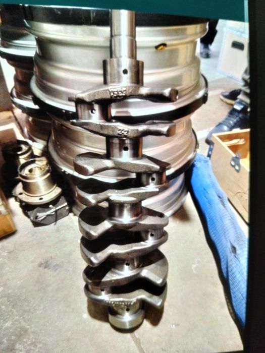 Продам коленчетый вал