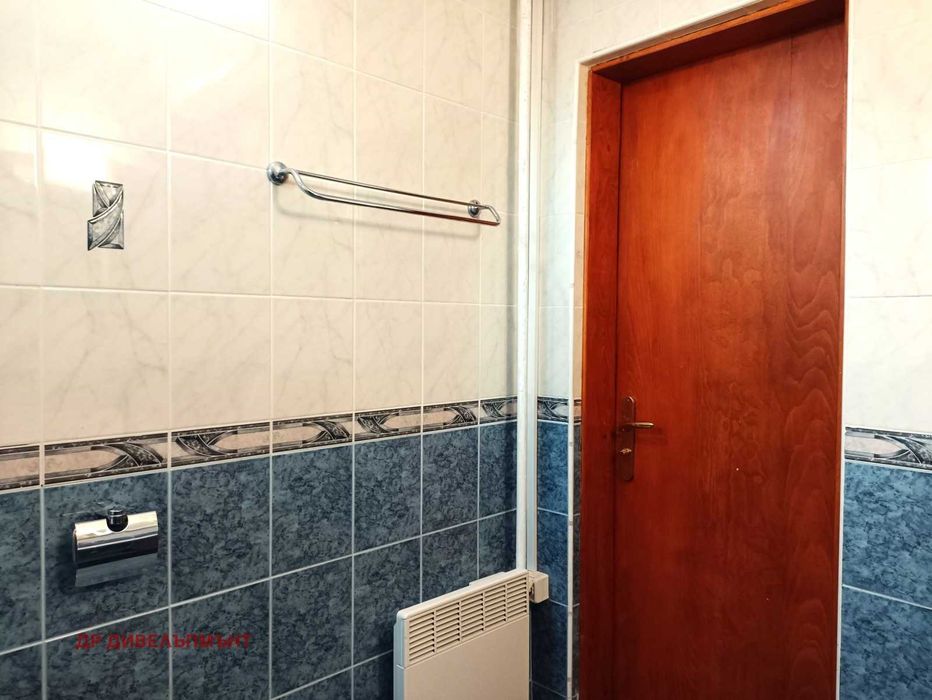 Дава се под наем Двустаен апартамент в с. Бенковски, Област София-област - 65 кв.м за 382.5 € - Снимка #11