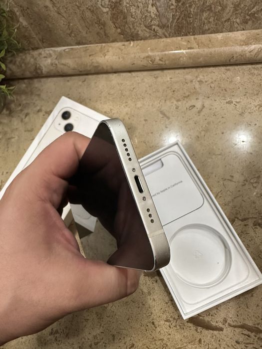 IPhone 13 128gb White
