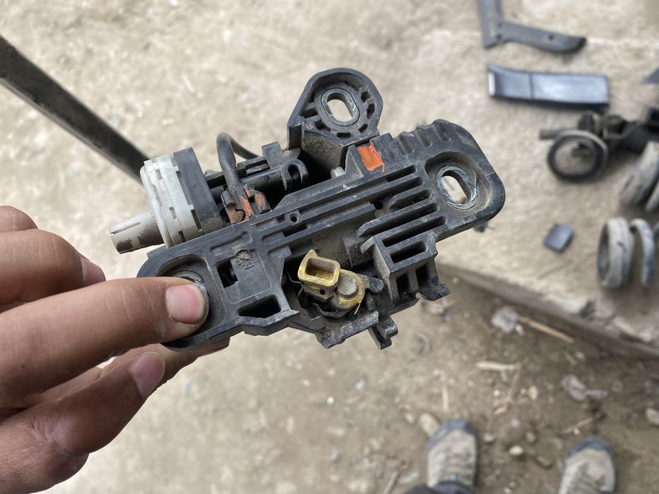 Запчасти на мерс 140