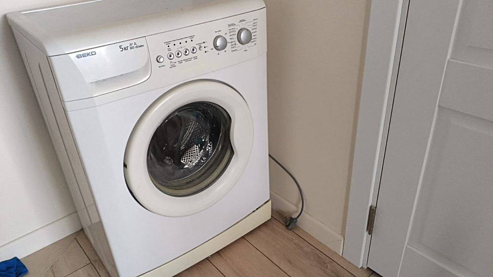 Продам стиральную машину.