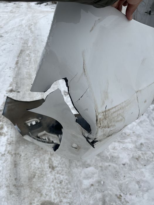 Продам бампер крузак 200 рестайлинг